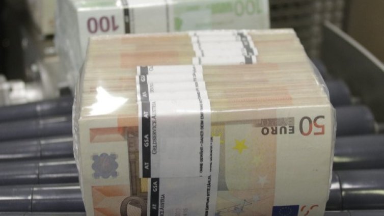 За 40 дни гърците са изтеглили от банките 7 млрд. евро