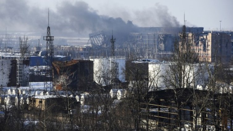 Украинските войски са се изтеглили от терминала на летището в Донецк