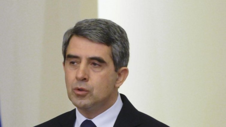 Плевнелиев предлага промяна за боеприпасите