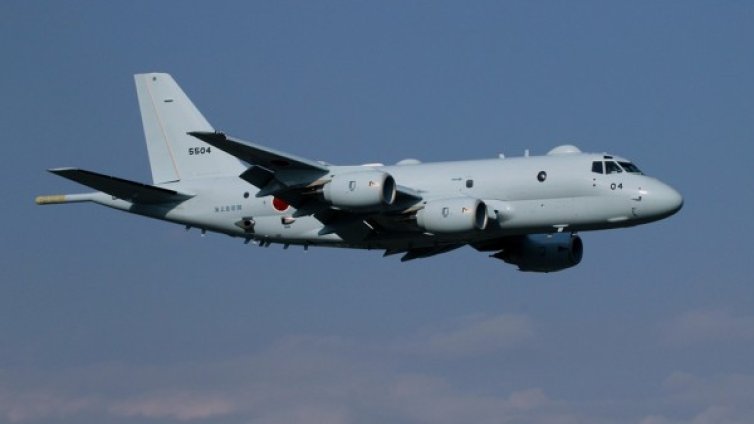 Два самолета бяха евакуирани при пристигане на летище в САЩ