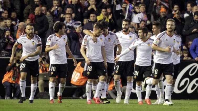 Валенсия влезе в Топ 4 след победата над Севиля