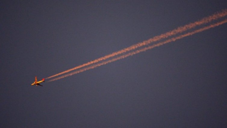 Дубайски самолет беше обстрелян на летището в Багдад