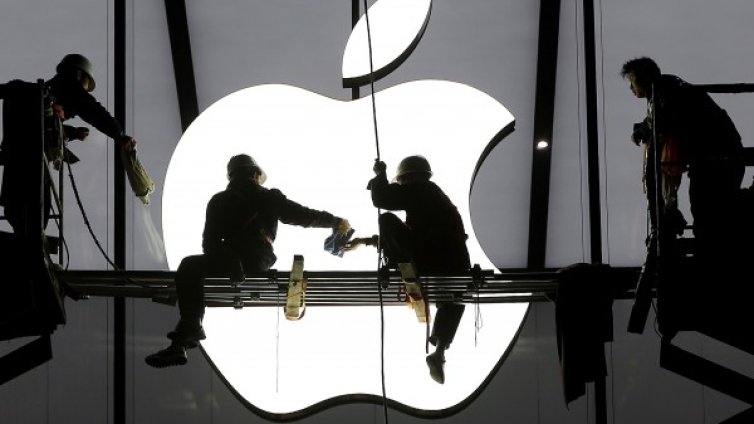 Apple е продавалa по 34 000 iPhone на час