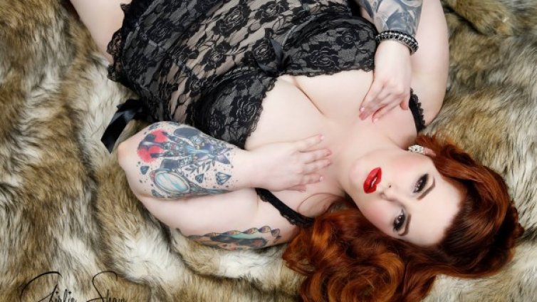 Манекенка ХХL... Колкото повече, толкова повече