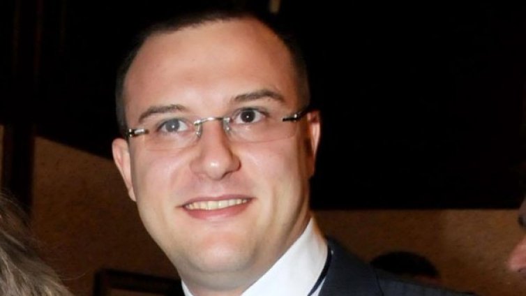 Гражданските патрули набират скорост, но законът ги спира