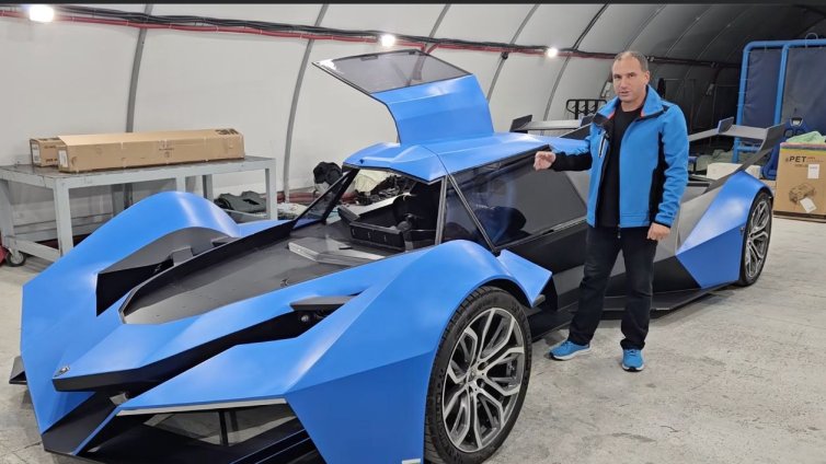 Ахмед "Шумахер" отново демонстрира "хиперколата" ALIENO с амортисьори за $70 ВИДЕО