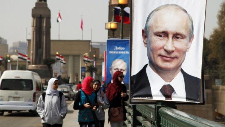 Визитата на Путин в Кайро - нужен за Русия и Египет театър