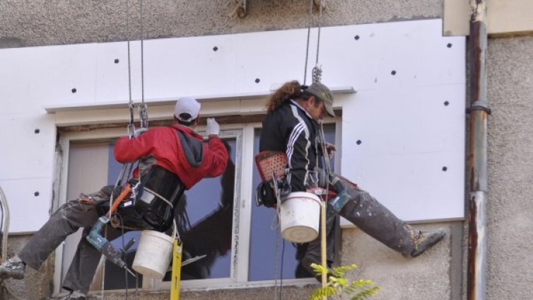 Бумът на санирането ще е през 2016 г., смята Нанков