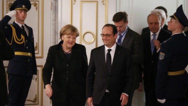 Обама остави Оланд и Меркел сами на дипломатическата сцена