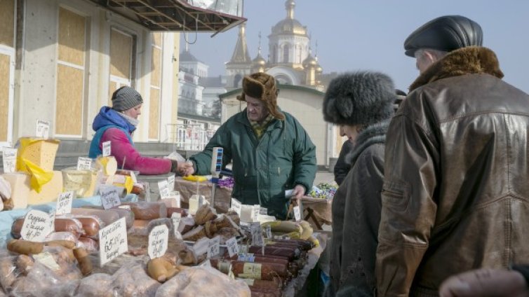 В Донецк се радват на примирието, но без много надежди