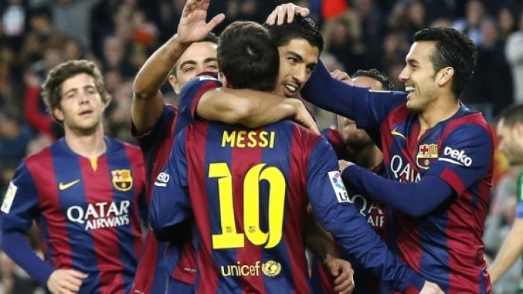 Меси с хеттрик в юбилеен мач за Барса