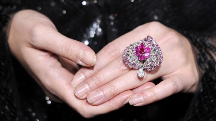 Значението на най-често срещаните символи в бижутата