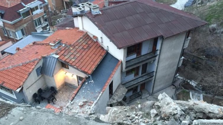 Постройката на Таксим тепе и къщите под него &ndash; незаконни?