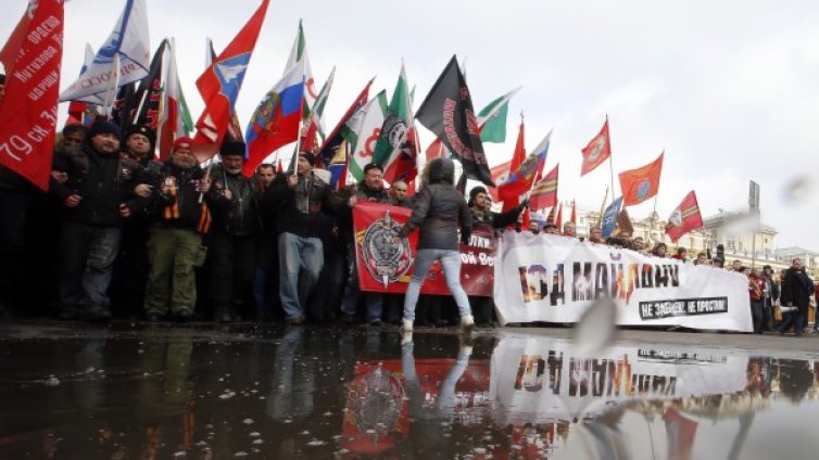 "Вътрешни врагове клатят" Русия