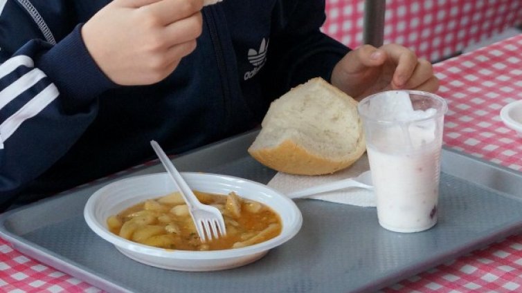 Забавачките в Кърджали купували храната на завишени цени