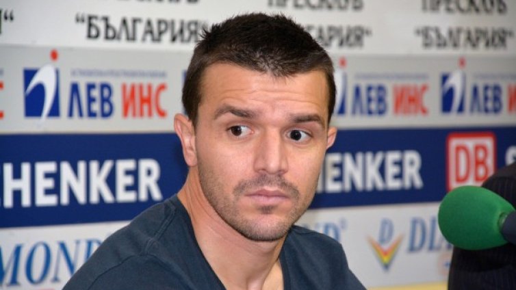 Бадема подписа с Локо София, излиза срещу ЦСКА