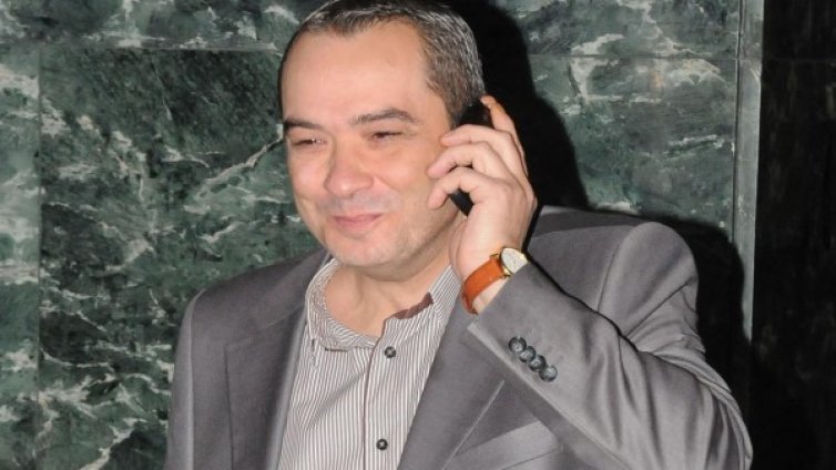 Петьо Петров остава следовател