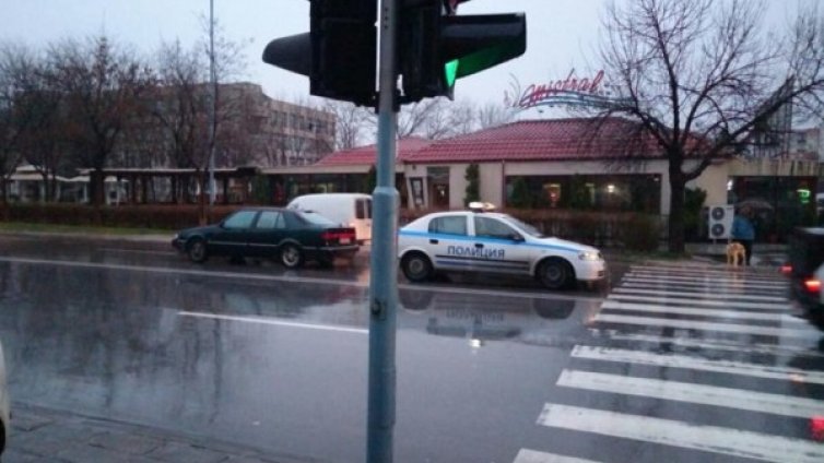 Блъснаха ученик на пешеходна пътека в Пловдив 