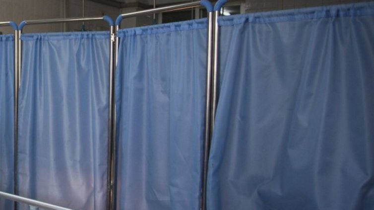 Петима убити при атака срещу ресторант в Мали