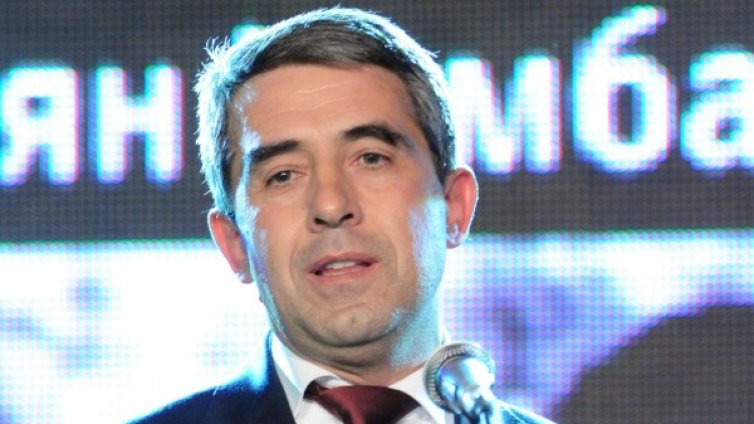 Плевнелиев с призив да не се крием пред езика на омразата 