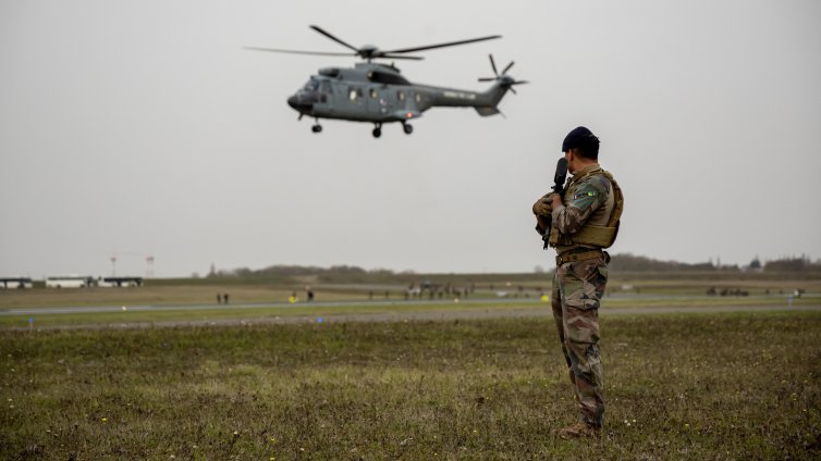Нарастващата военна мощ на Германия съживява стари страхове във Франция