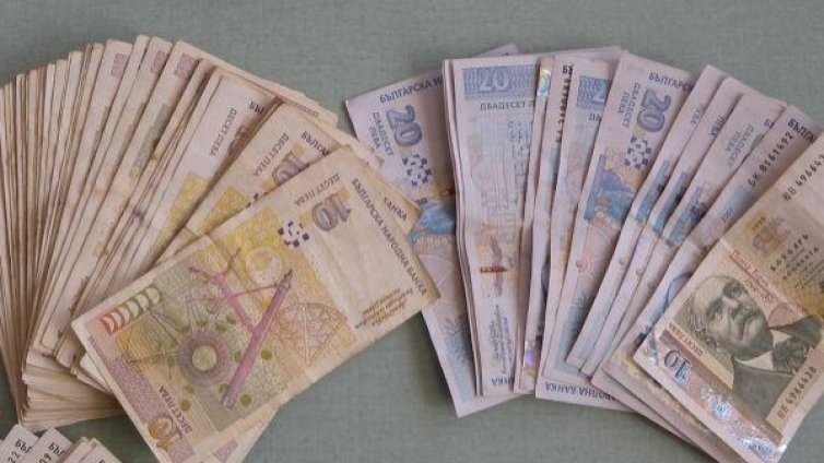 Бизнесът скочи срещу ръста на минималната заплата 