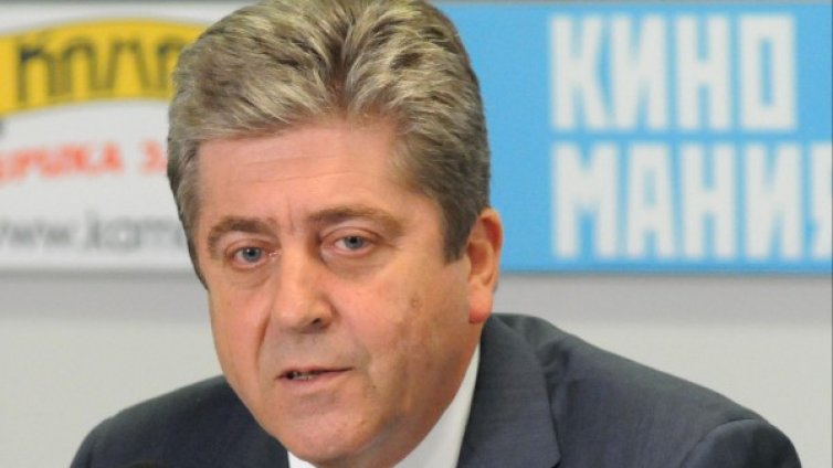 Младежите от АБВ във Варна поискаха Първанов за лидер