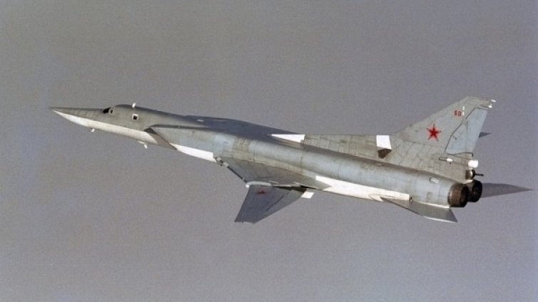 Прехвърлят стратегически самолети Ту-22М3 в Крим