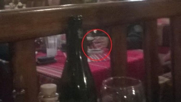 Живият живот: В ресторанта с цигара в ръка