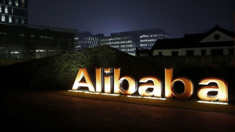 Китай може изкара милиарди от служителите на Alibaba
