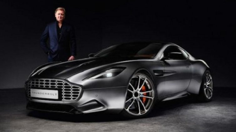 Aston Martin съди бившия си дизайнер