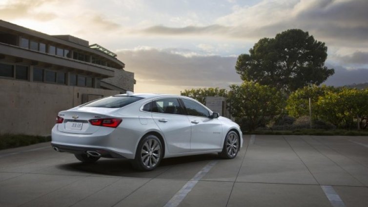 Новият Chevrolet Malibu &mdash; по-голям, но по-лек