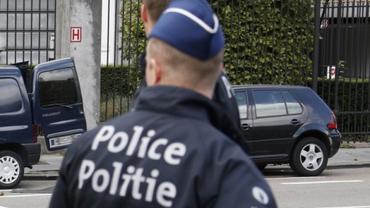 Чужденец без право на пребиваване се запали в Брюксел