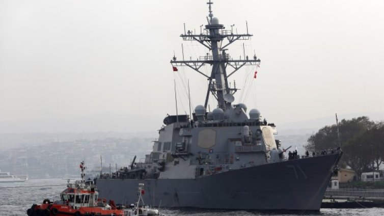 Американски миноносец участва в учения в Черно море