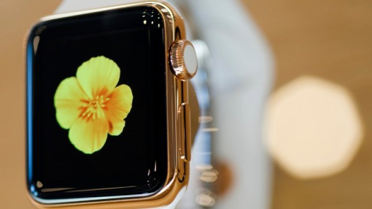 Невидимата ръка, която стои зад Apple Watch