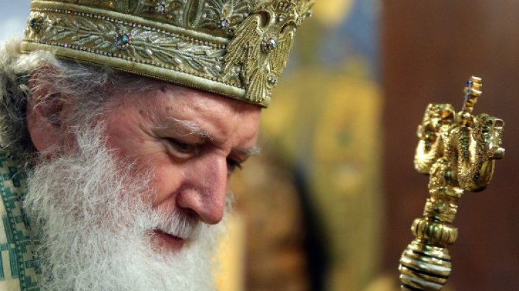 Синодът писа до Борисов, иска предмет "Религия"