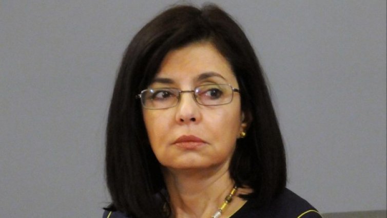  Меглена Кунева очаква искрено извинение от Вежди Рашидов