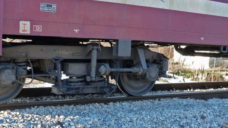 Почина мъжът, блъснат от влак край Дупница