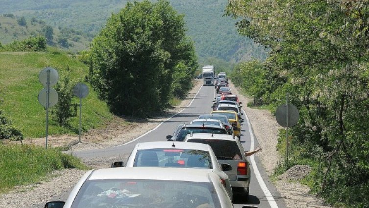 100 хил. българи си спретнаха дълга почивка до 6 май