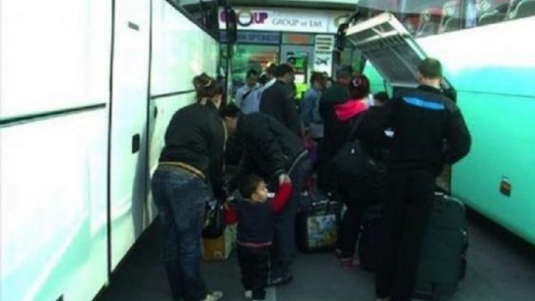 Кухи родни фирми пращат нашенци на гурбет