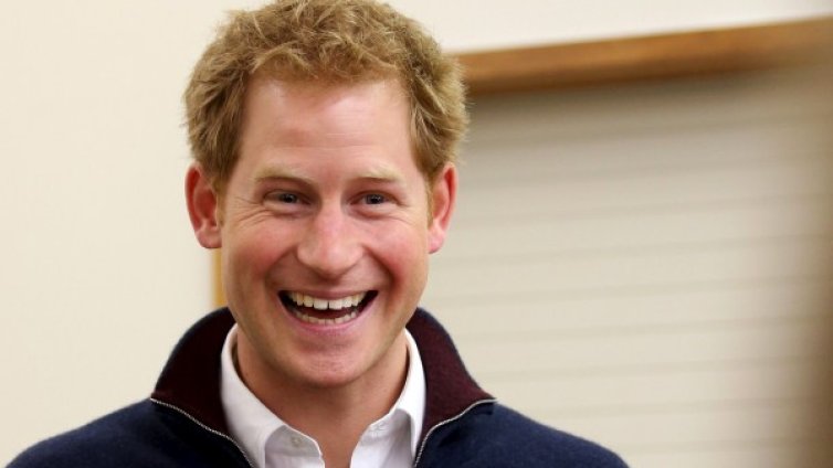 Принц Хари наричал кралицата "бабче"