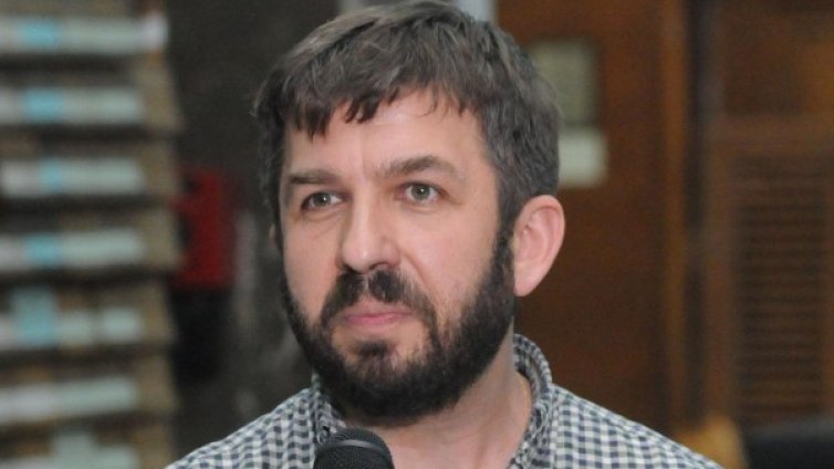 Младите четат, но не това, което искат институциите