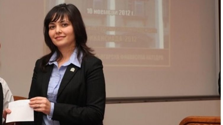 35-годишна професорка - ректор на Стопанската академия