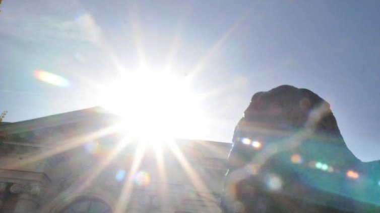 Лято e &ndash; градусите скачат до 32&deg;