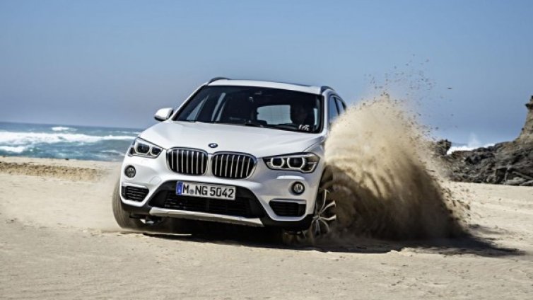 BMW представи второто поколение X1