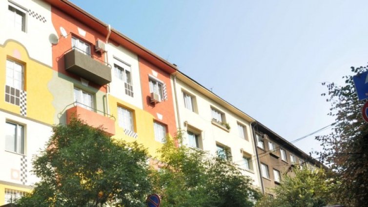 Мечтите &ndash; за тристайно жилище, парите - само за двустайно