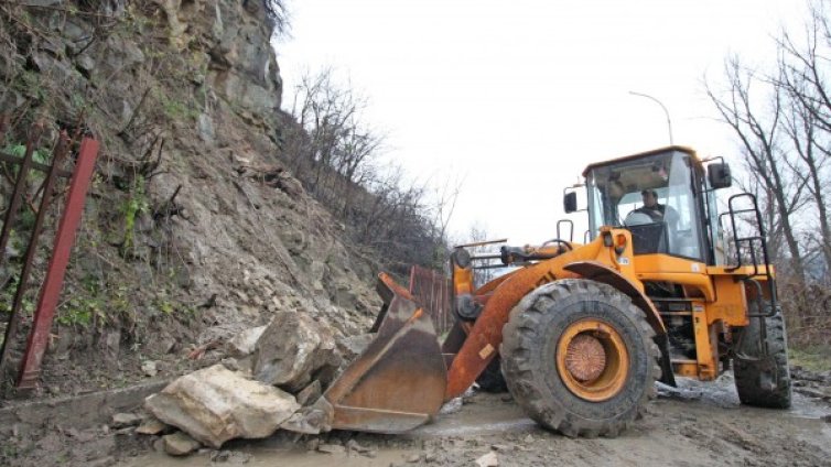  Над 929 млн. лева са нужни за свлачищата в страната