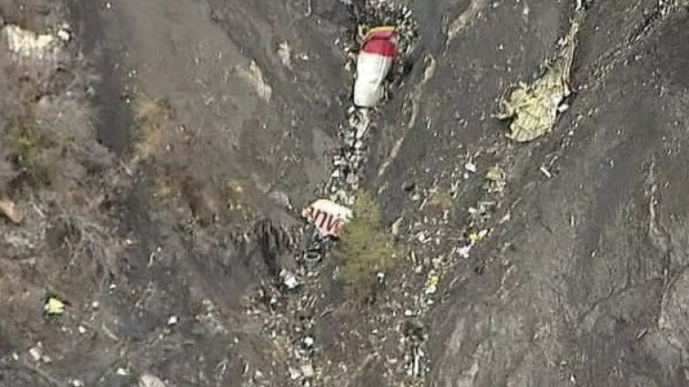 Връщат на роднини тленни останки от разбилия се самолет на Germanwings