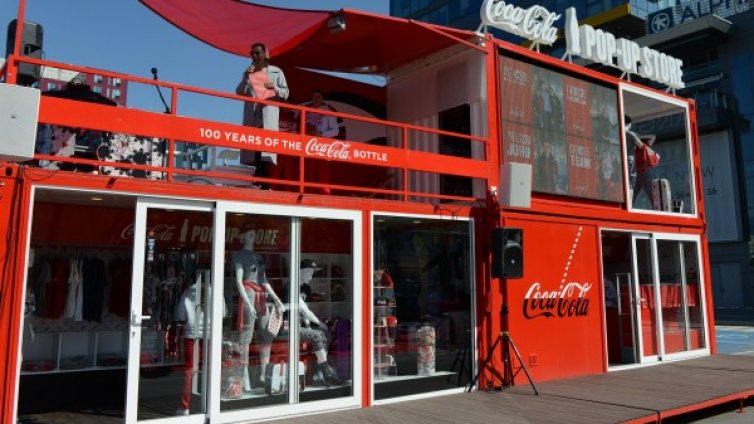 Уникален Coca Cola магазин обикаля България