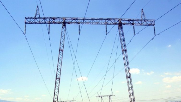 Иванов не отстъпва: Няма да се огънем на натиска!